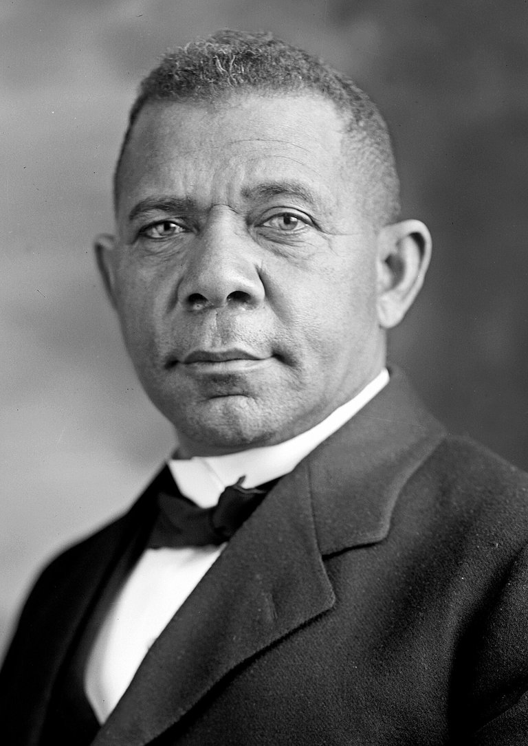 Booker_T_Washington_retouched_flattened-crop.jpg