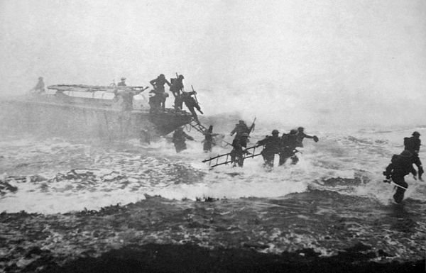 600px-Jack_Churchill_leading_training_charge_with_sword.jpg
