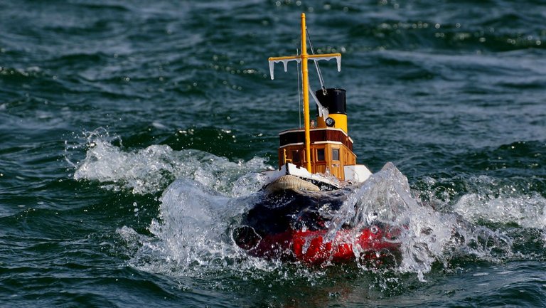 remote-boat-water-with-blurred-background.jpg