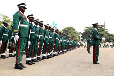 Nigeria-Army-at-TBS-during-this-year-Armed-remembrance-day-celebration-in-Lagos.-Photo-Idowu-Ogunleye-e1452898041114.jpg