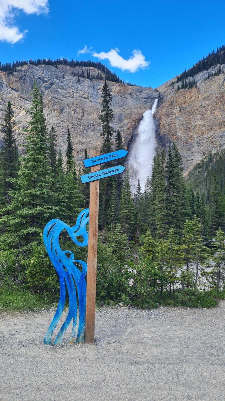 Takakkaw Falls 1