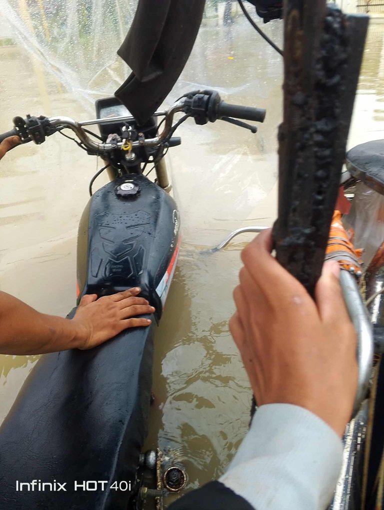 Pushing and Pulling To the Floods