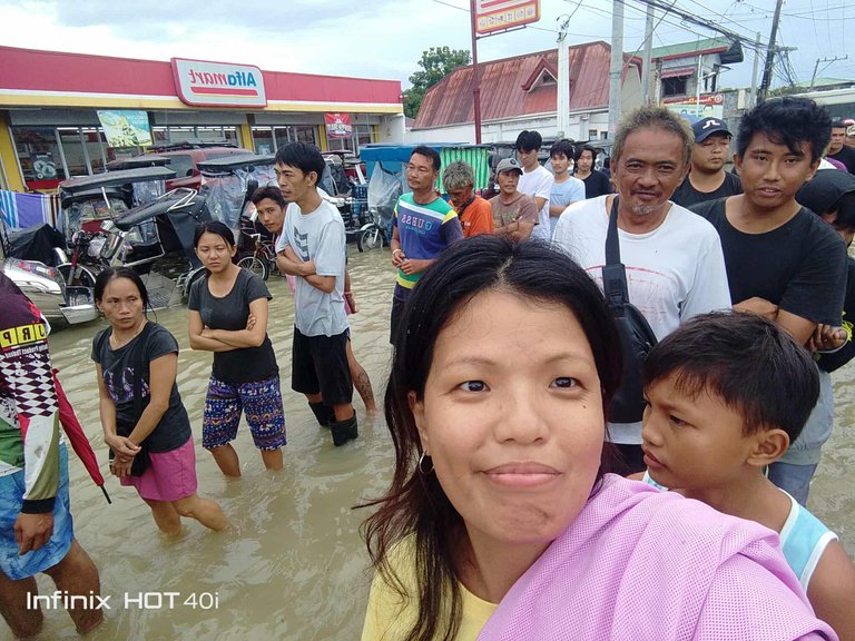 Smiles In Deep Flood 