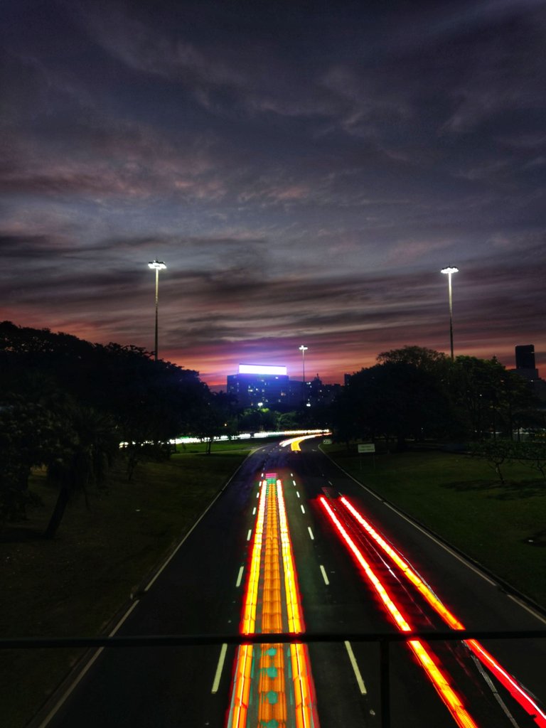 Avenue Gen Justo - Busy avenue cutting through the city