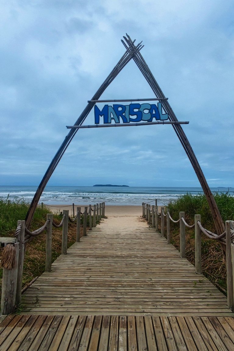 Main Mariscal beach Entrance