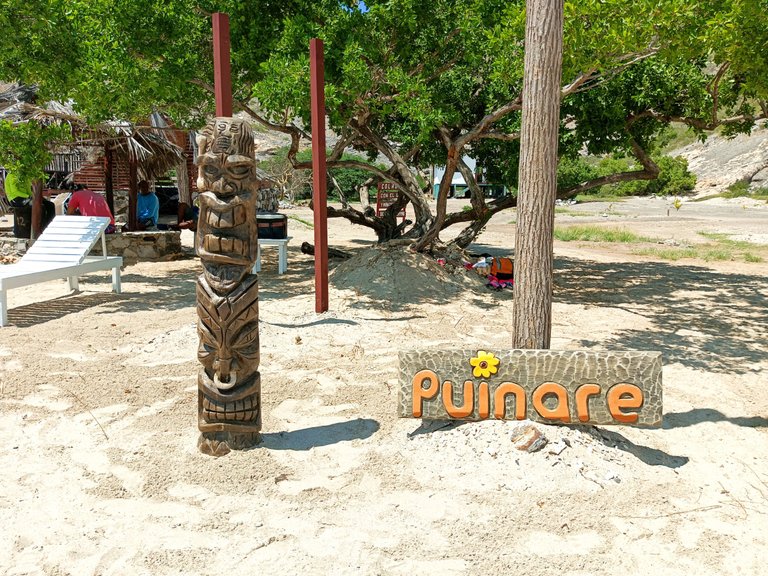 Playa Puinare valvalentina 3.jpg