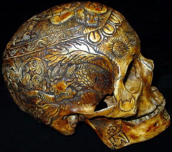 Skull-carvingTibet.jpg
