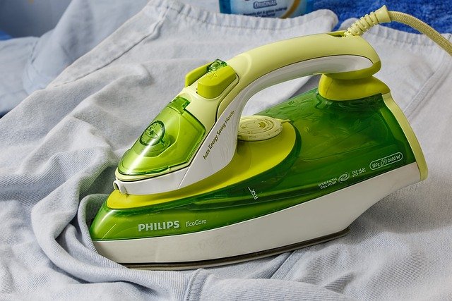 ironing-g86f4c0ba2_640.jpg