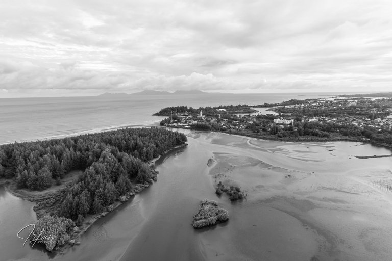 4 DJI_0043-HDR-BW.jpg