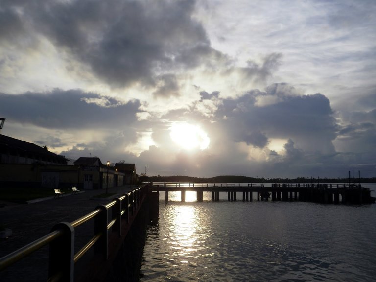 005 - 02-04-2010 - Ponte do Loyd em Canavieiras-BA.JPG