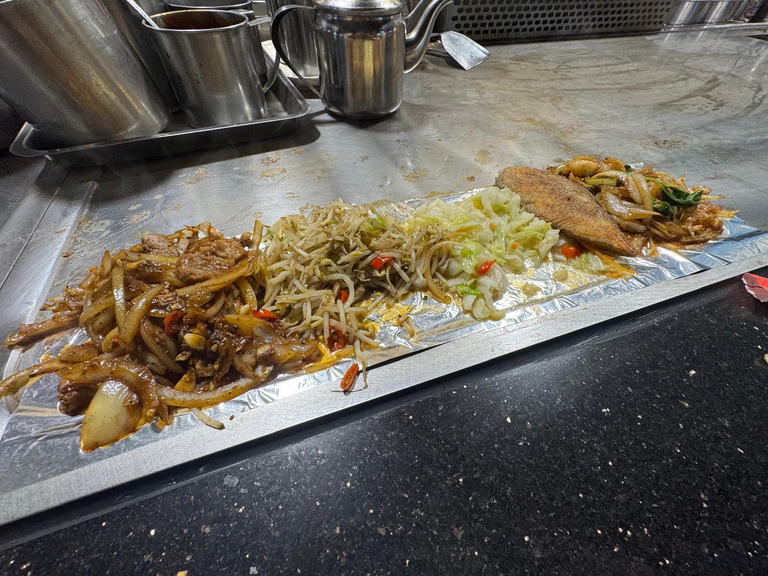 2 person set meal - beef, bean sprouts, cabbage, fish and squid