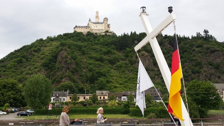 06. 20140526_114426 - Marksburg Castle Braubach.jpg