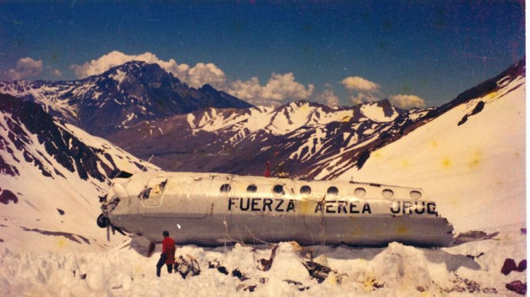 Valle-de-las-Lágrimas-enero-de-1973-Fotografíad-de-la-Fuerza-Aérea-Uruguaya-_Tenía-que-sobrevivir_-Ed.-Alrevés-980x550.jpg