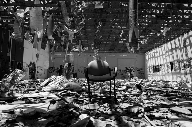 Empty_2024 _by_Victor_Bezrukov-1.jpg
