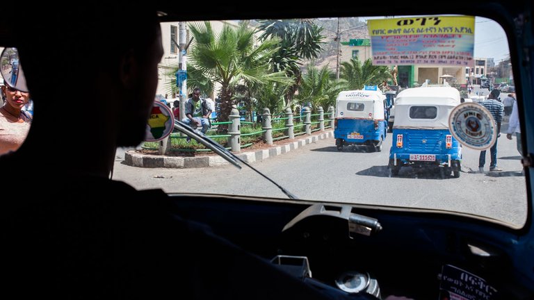Ethiopia_Tuktuks_2015_by_Victor_Bezrukov-7.jpg