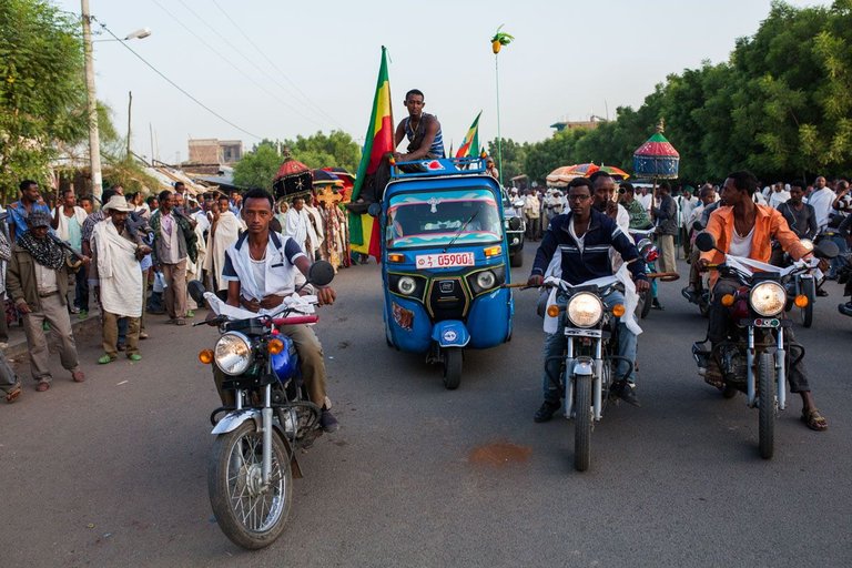 Ethiopia_Tuktuks_2015_by_Victor_Bezrukov-4.jpg