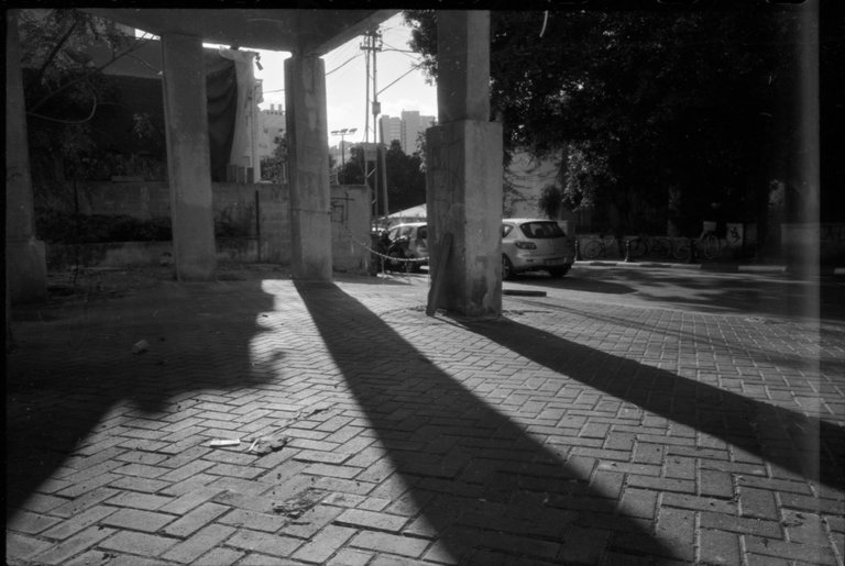 Shadows_2016_by_Victor_Bezrukov-2.jpg