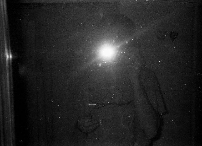tmax100018.jpg