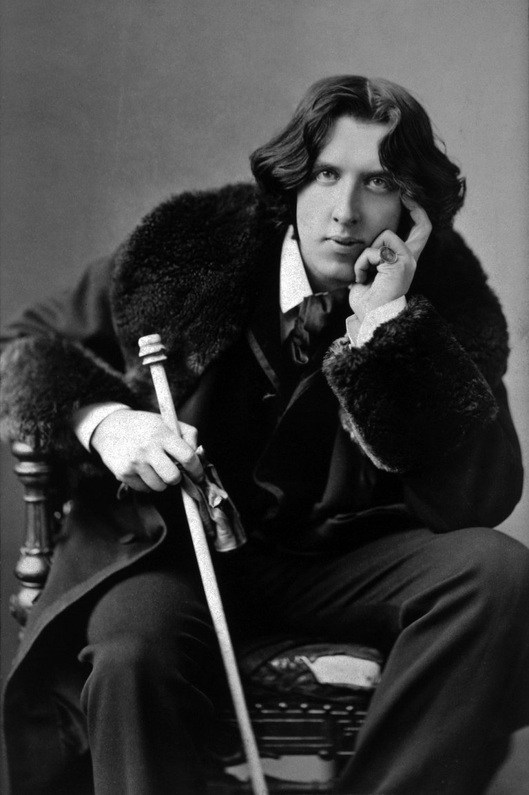 oscar-wilde-1165545_1280 (1).jpg