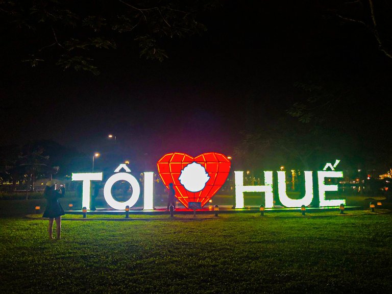 This is the symbol at the green park that means "I Love Hue" 