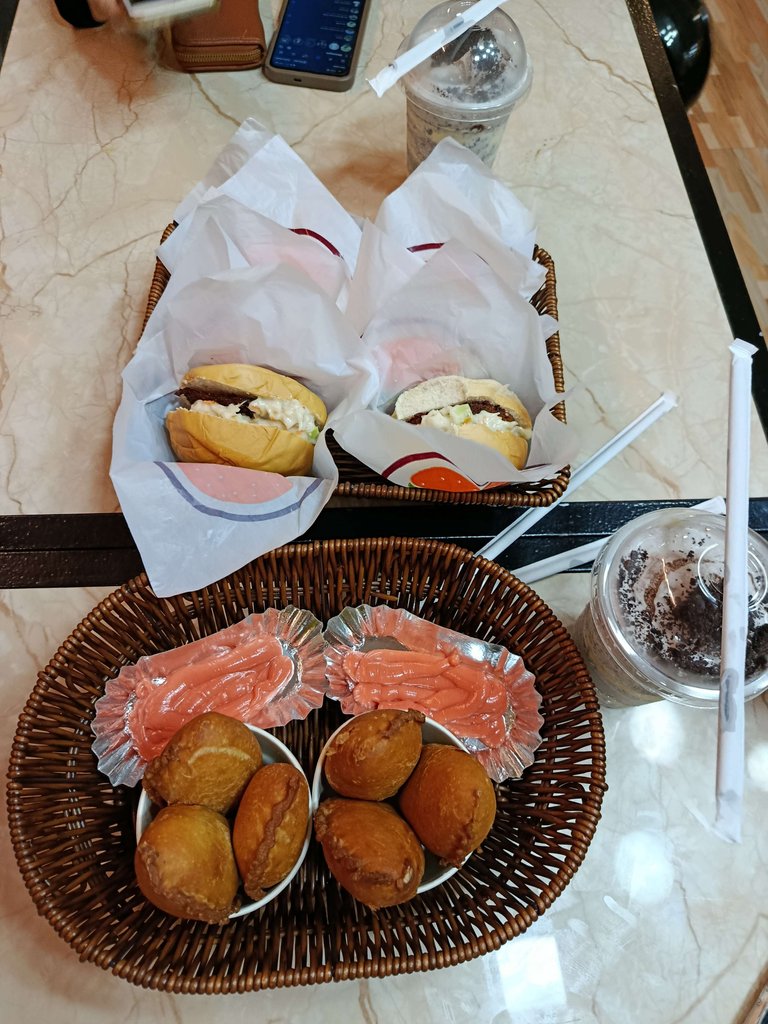 ho1.jpg