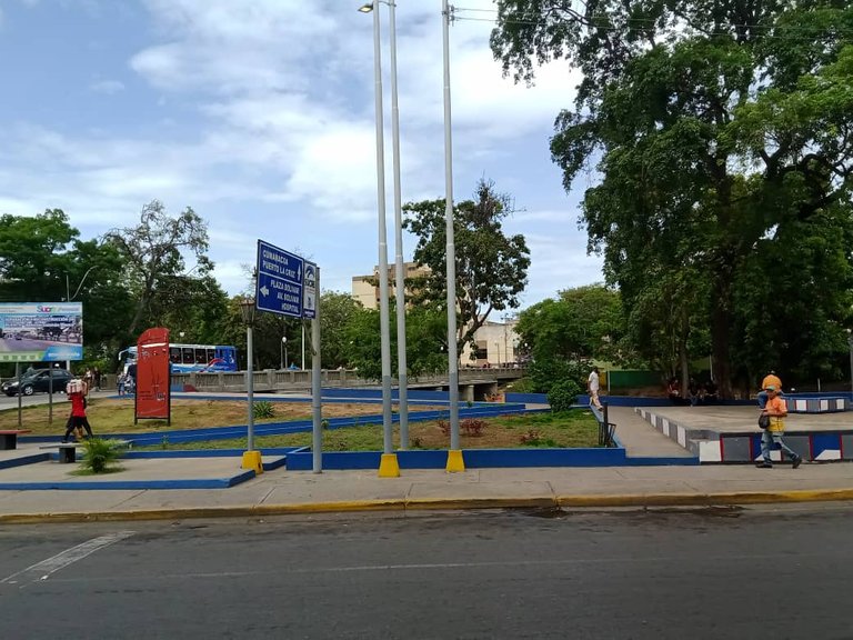 plaza miranda y parque ayacucho (8).jpeg