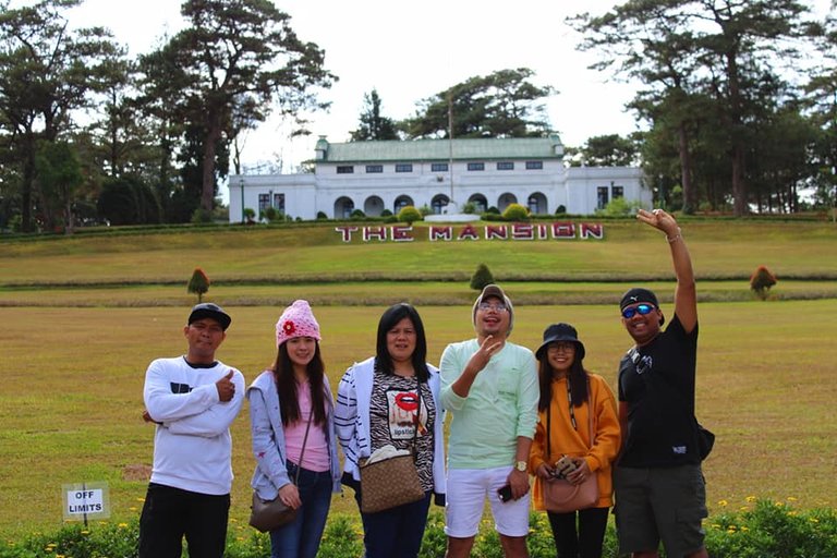 11. Family Photo.jpg