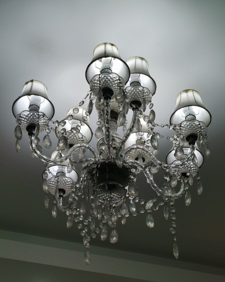 A Touch of Elegance: Stunning Design of the Nail Spa's Chandelier | PhotoFeed Contest – Black and White Photography #131