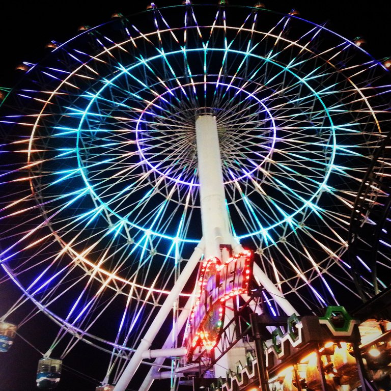 Lifescape Tribe's Night Photography Contest Round #14: Star City's Colorful Spin