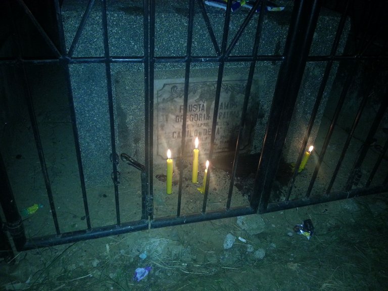 11. Grave.jpg
