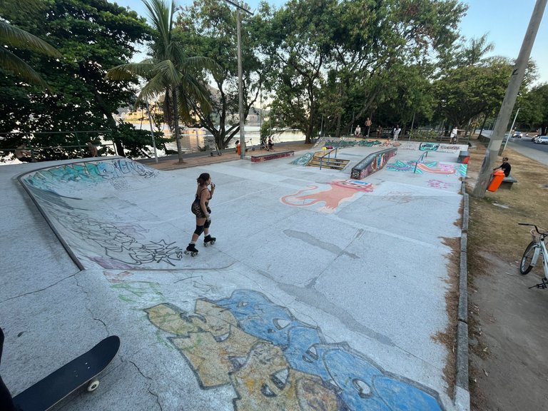 for some reason there nobody in this photo. this must have been right when we got there. i dont even remember there being a rollergirl there