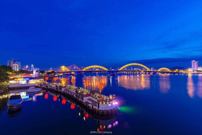 danang by night.JPG