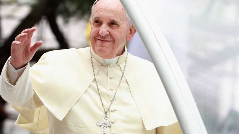 pope01.jpg