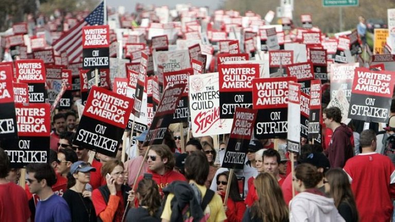strike_hollywood.jpg