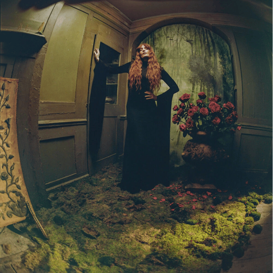 florence_and_the_machine_everybody_scream02.png