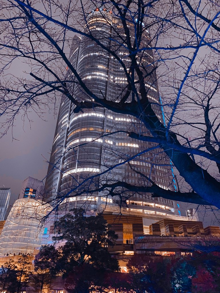 The Mori Tower in Roppongi Hills seen from the garden