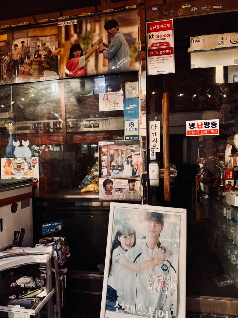 they even have photos displayed