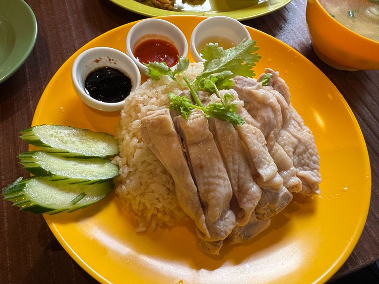 Hainanese chicken rice