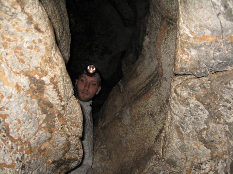 cave climb up.jpg