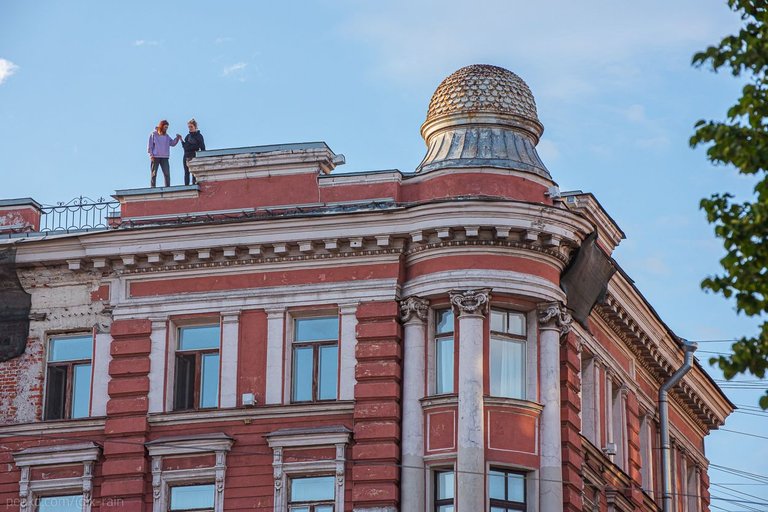 Tour on the roofs of Saint Petersburg