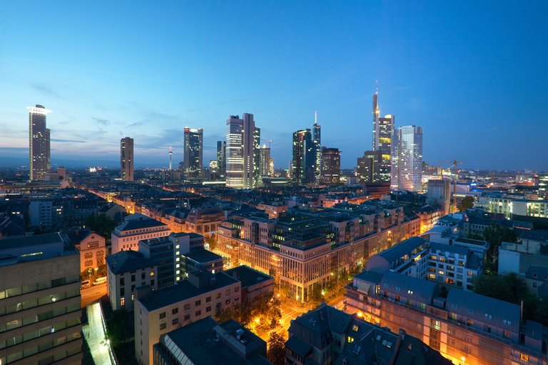 Skyline of Frankfurt 061 1.jpg