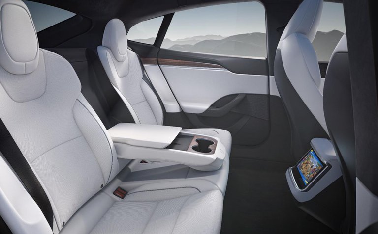 tesla model s interior backseats.jpg