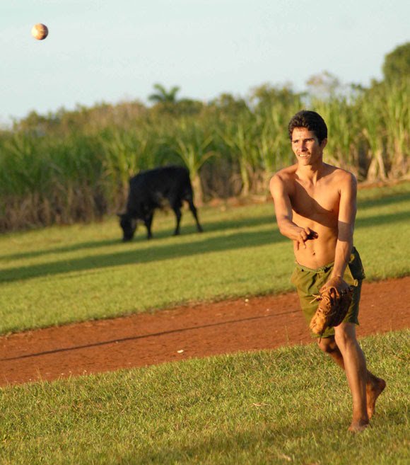 cuba-juego-pelota-placer-maniguera-01.jpg