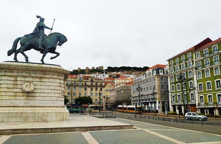 St. Jorge castle is seen in the background