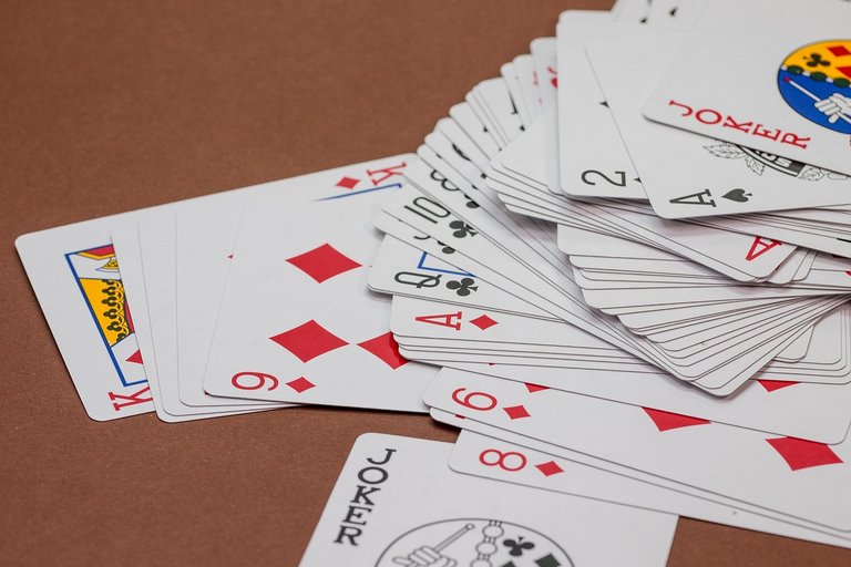 card-game-570698_1280.jpg