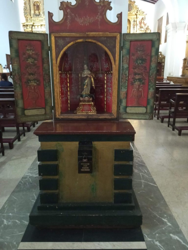 pequeña Virgen María.jpg