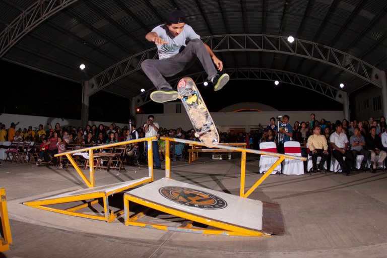 kata hardflip dzit copia.jpg