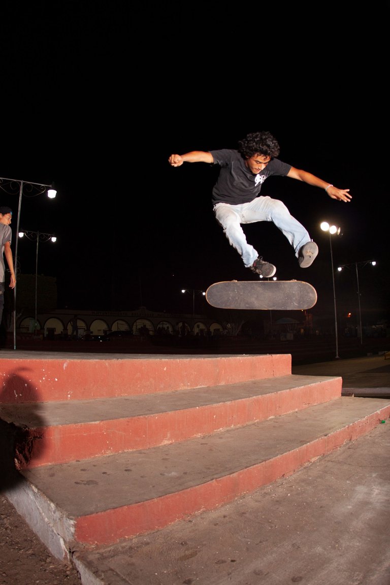 carlos 360 flip 2 ak.jpg