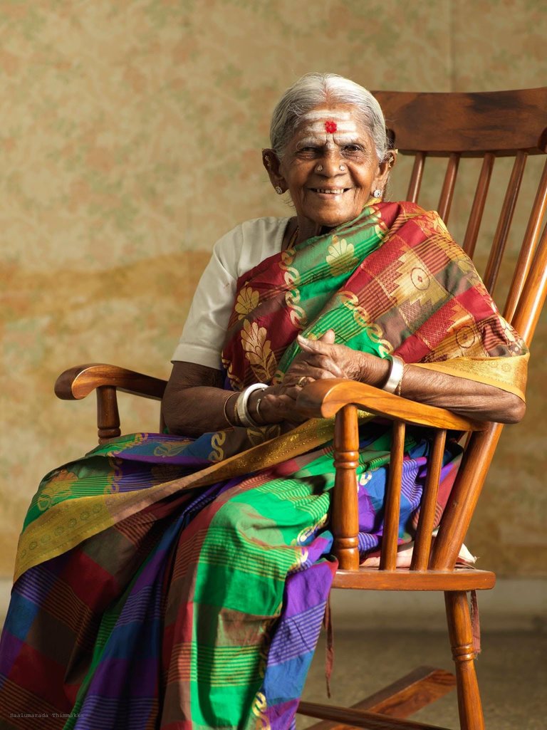 saalumarada_thimmakka3.jpg