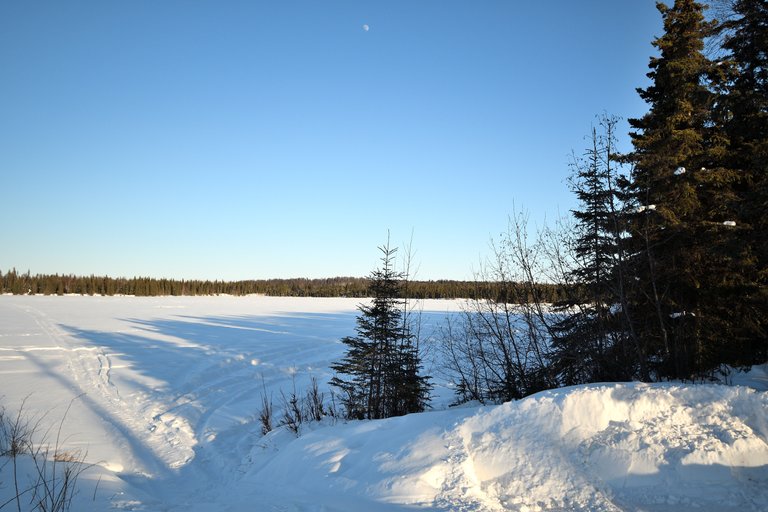 DSC_9296  Copy frozen lake half original size.jpg